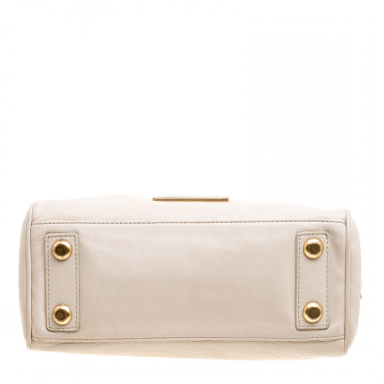 Pre Owned Marc by Marc Jacobs Beige Leather Too Hot To Handle Top Handle Bag
