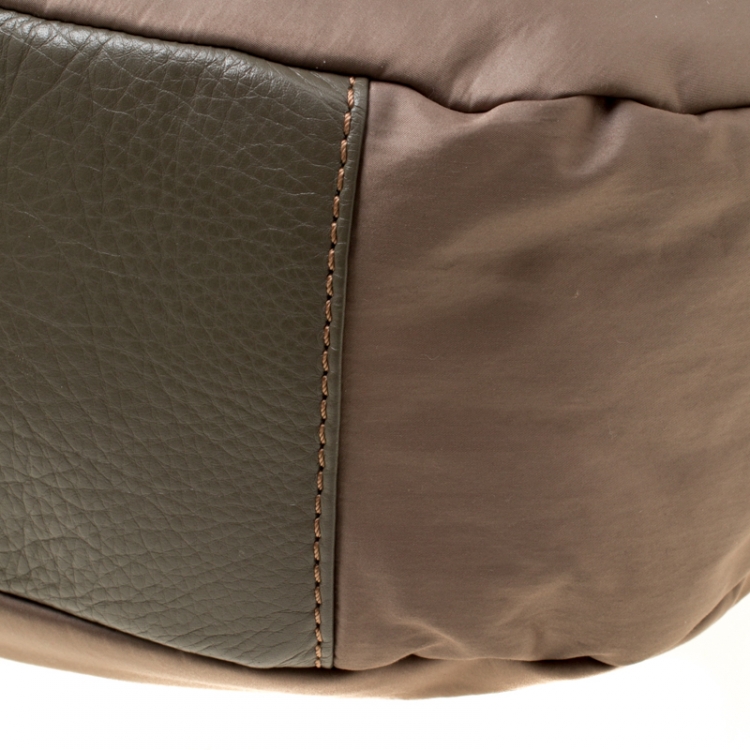 Pre Owned Marc By Marc Jacobs Khaki Green Fabric and Leather Shoulder Bag
