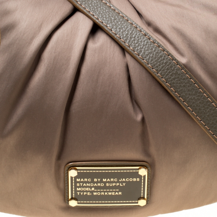 Pre Owned Marc By Marc Jacobs Khaki Green Fabric and Leather Shoulder Bag