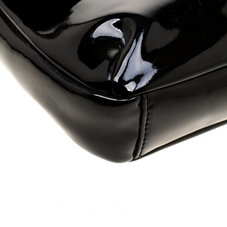 مملوكة مسبقًا Marc by Marc Jacobs Black Patent Leather Crossbody Bag