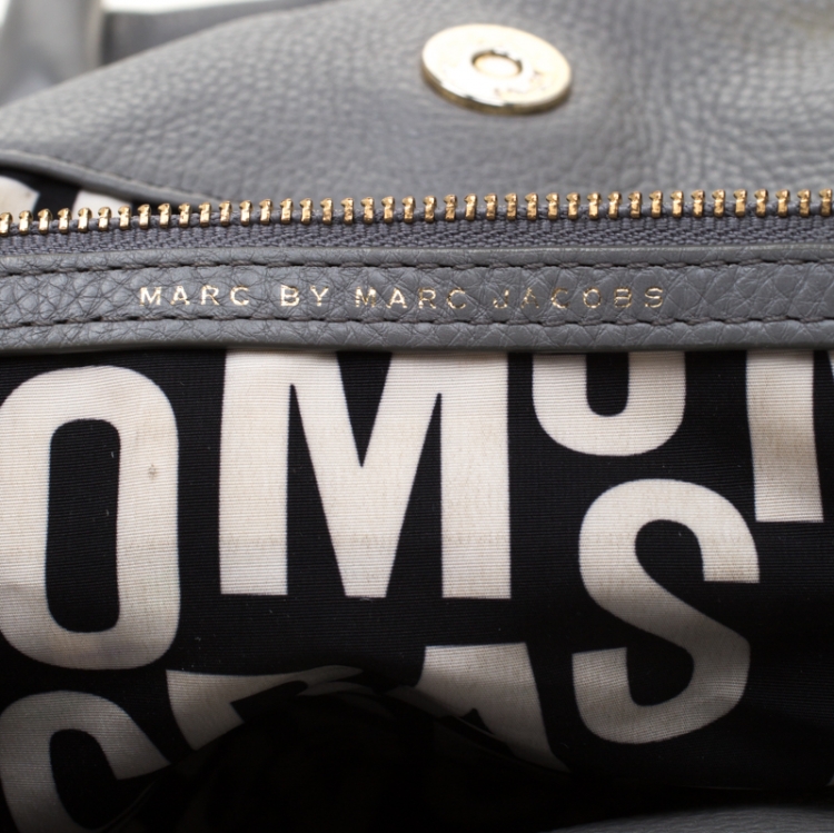 Pre Owned Marc by Marc Jacobs Grey Leather Classic Q Francesca Shoulder Bag
