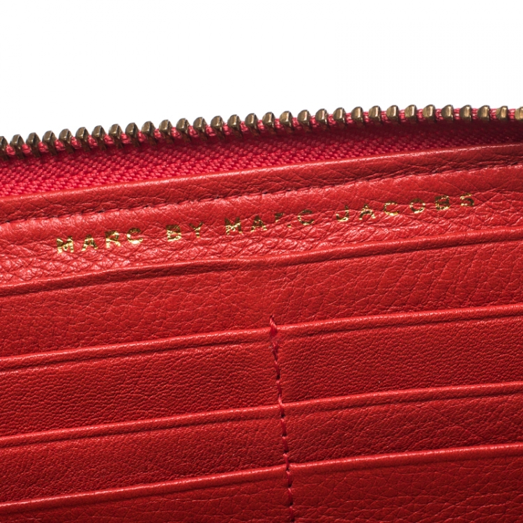 Pre Owned Marc By Marc Jacobs Coral Orange Leather Zip Around Wallet