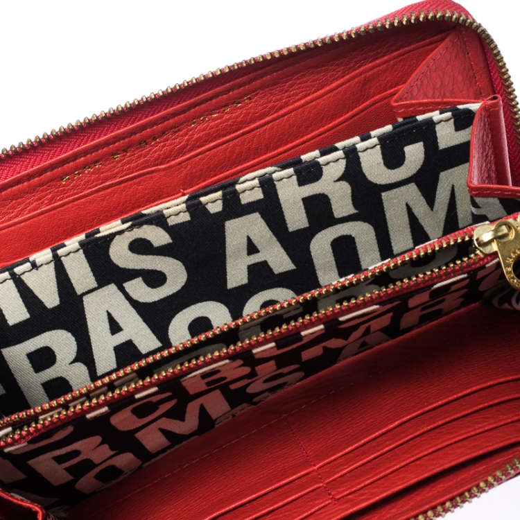 Pre Owned Marc By Marc Jacobs Coral Orange Leather Zip Around Wallet