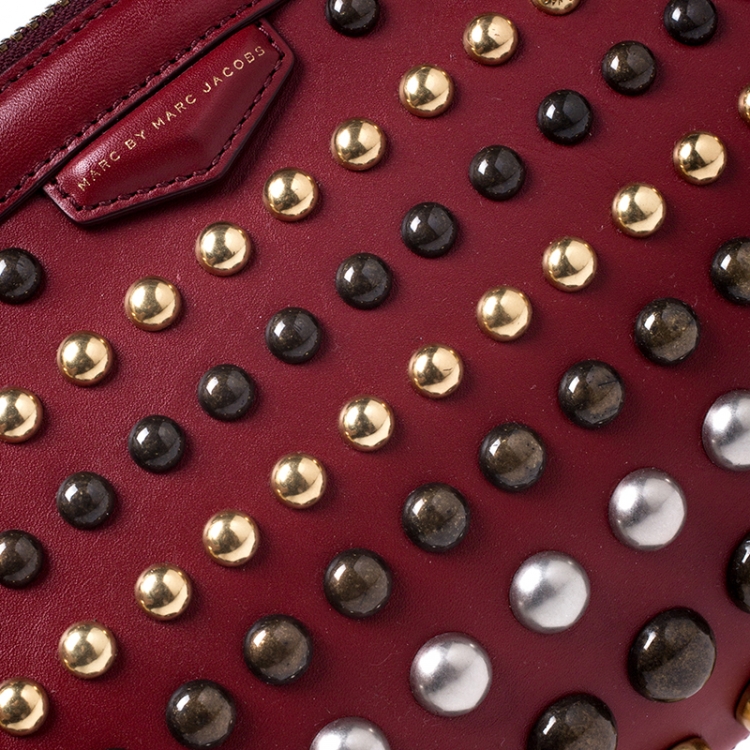 مملوكة مسبقًا  Marc by Marc Jacobs Red Leather Studded Thunderdome Satchel