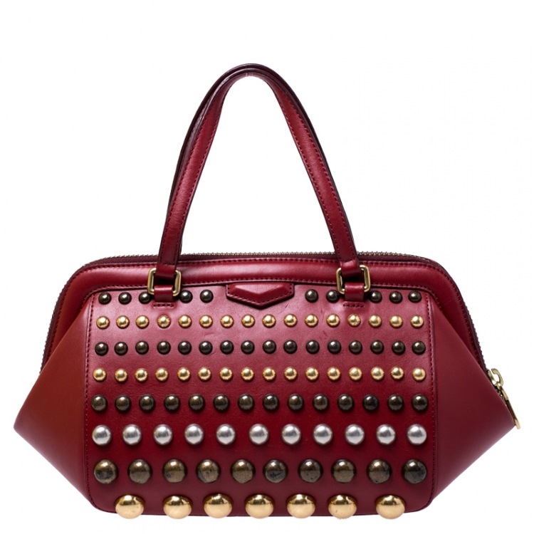 مملوكة مسبقًا  Marc by Marc Jacobs Red Leather Studded Thunderdome Satchel