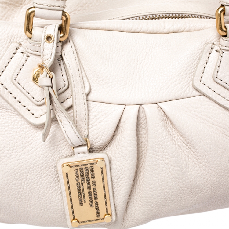 Pre Owned Marc by Marc Jacobs Cream Leather Classic Q Baby Groovee Bag