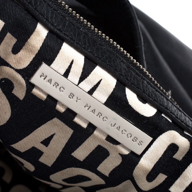 Pre Owned Marc by Marc Jacobs Black Leather Front  Zip Hobo