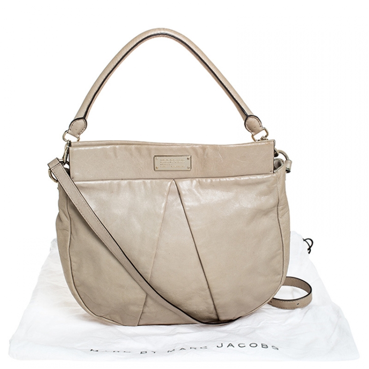 مملوكة مسبقًا Marc by Marc Jacobs Beige Leather Classic Q Hillier Hobo