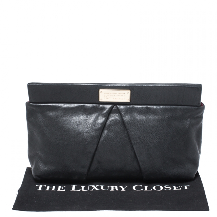مملوكة مسبقًا Marc by Marc Jacobs Black Leather Marchive Clutch