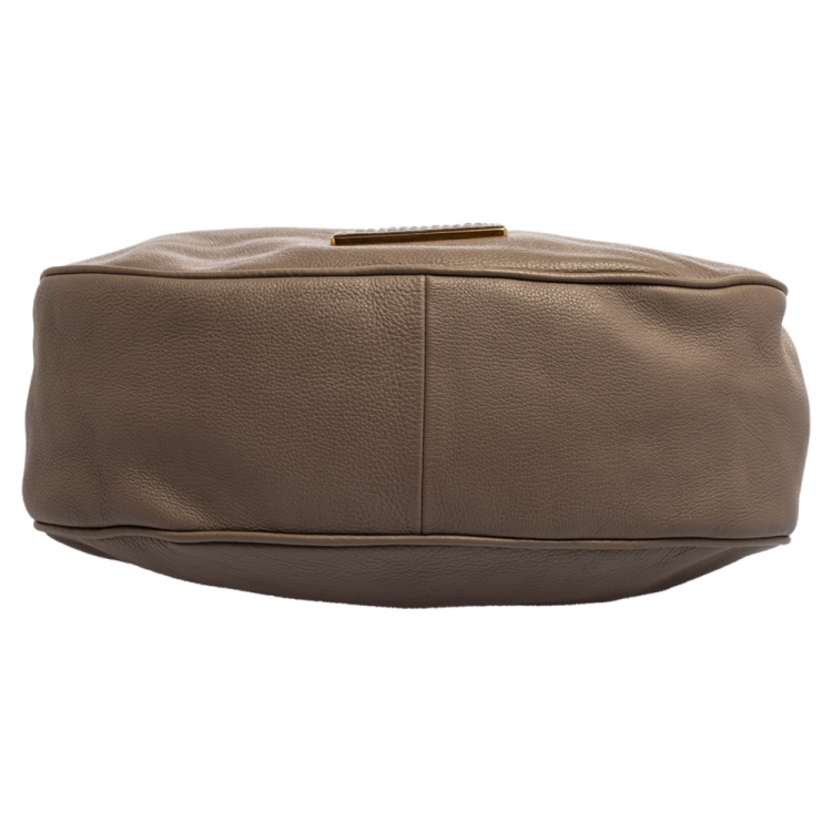 Pre Owned Marc by Marc Jacobs Taupe Soft Grained Leather Too Hot to Handle Hobo