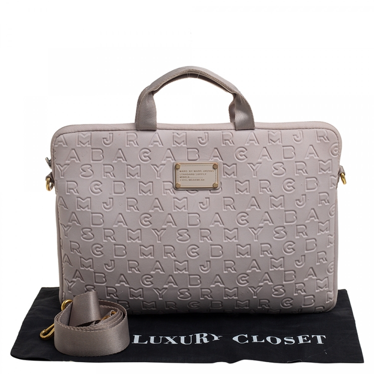 Pre Owned Marc by Marc Jacobs Beige Dreamy Logo Fabric Laptop Bag
