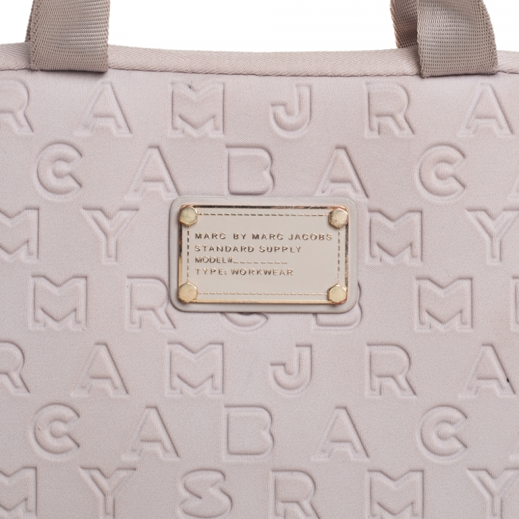 Pre Owned Marc by Marc Jacobs Beige Dreamy Logo Fabric Laptop Bag