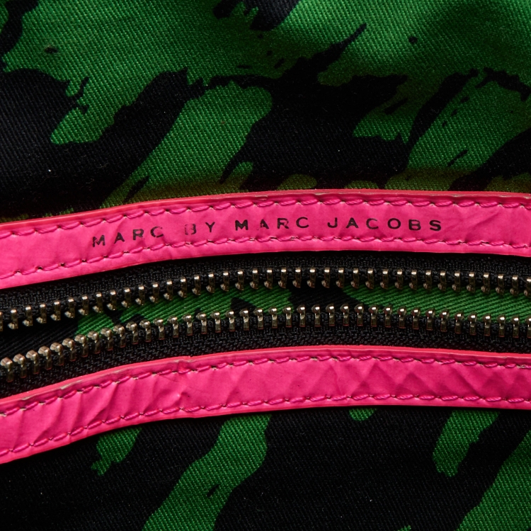 مملوكة مسبقًا Marc by Marc Jacobs Multicolor Coated Fabric and Patent Leather Lil Riz Hobo