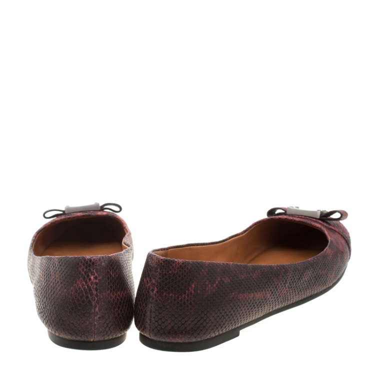 Pre Owned Marc by Marc Jacobs Burgundy Embossed Lizard Leather Tuxedo Logo Ballet Flats Size 38.5