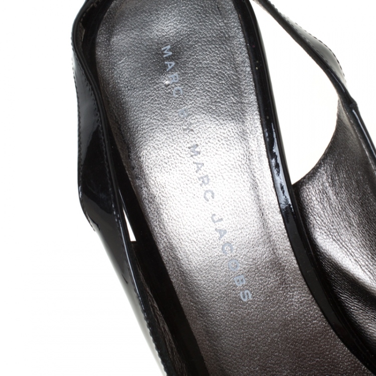 Pre Owned Marc by Marc Jacobs Black Leather Star Embellished Slingback Peep Toe Pumps Size 37.5