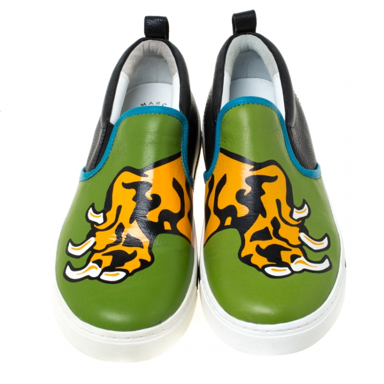 Pre Owned Marc by Marc Jacobs Green Leather Tiger Claw Print Slip on Sneakers Size 38
