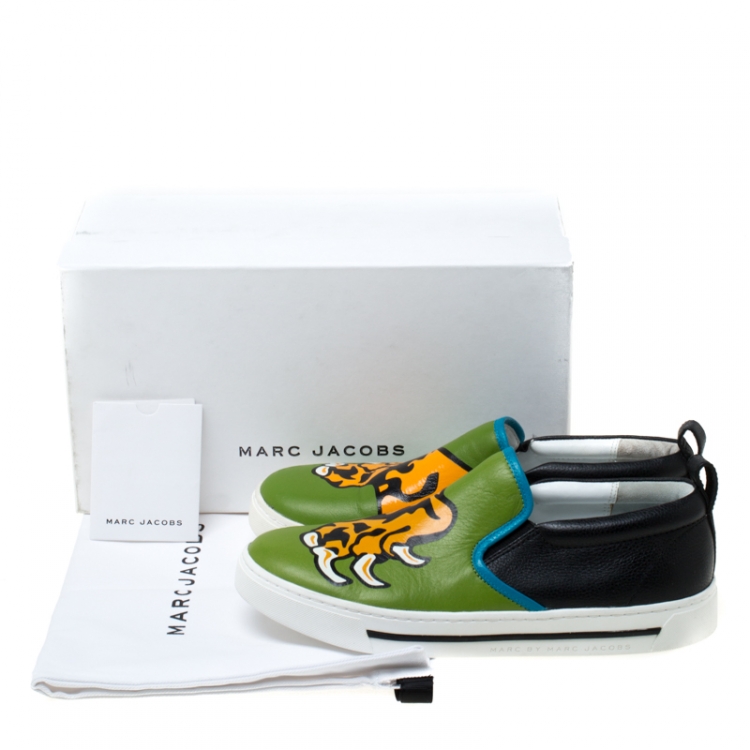 Pre Owned Marc by Marc Jacobs Green Leather Tiger Claw Print Slip on Sneakers Size 38