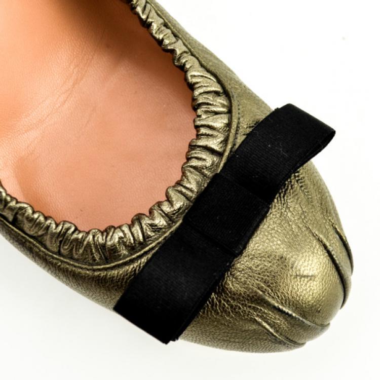 Pre Owned Marc by Marc Jacobs Metallic Bow Pumps Size 38.5