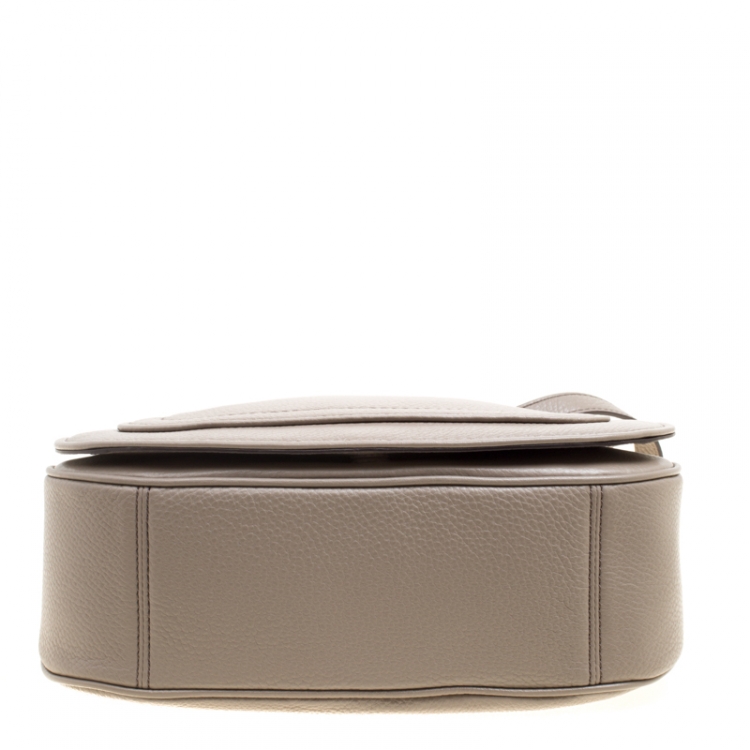 مملوكة مسبقًا Marc Jacobs Beige Leather Empire City Saddle Crossbody Bag