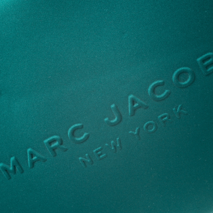 Pre Owned Marc Jacobs Green Embossed Neoprene Laptop Case
