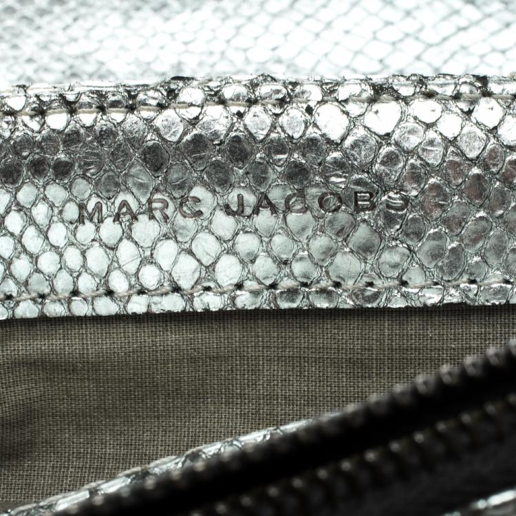 Pre Owned Marc Jacobs Silver Quilted Python Embossed Leather Crossbody Bag