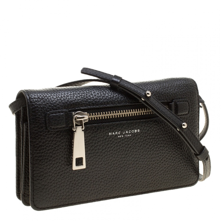 Pre Owned Marc Jacobs Black Leather Gotham Wallet