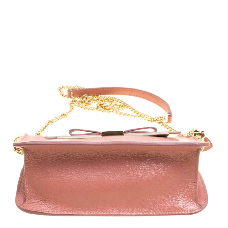 مملوكة مسبقًا Marc Jacobs Bubble Gum Pink Leather Bow Chain Crossbody Bag