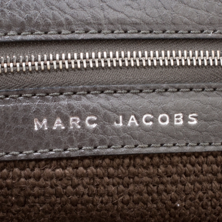 Pre Owned Marc Jacobs Metallic Grey Coated Canvas Parachute Little Stam Bag
