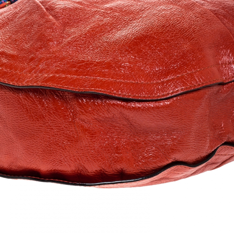 مملوكة مسبقًا Marc Jacobs Orange Embellished Patent Leather Daisy Hobo