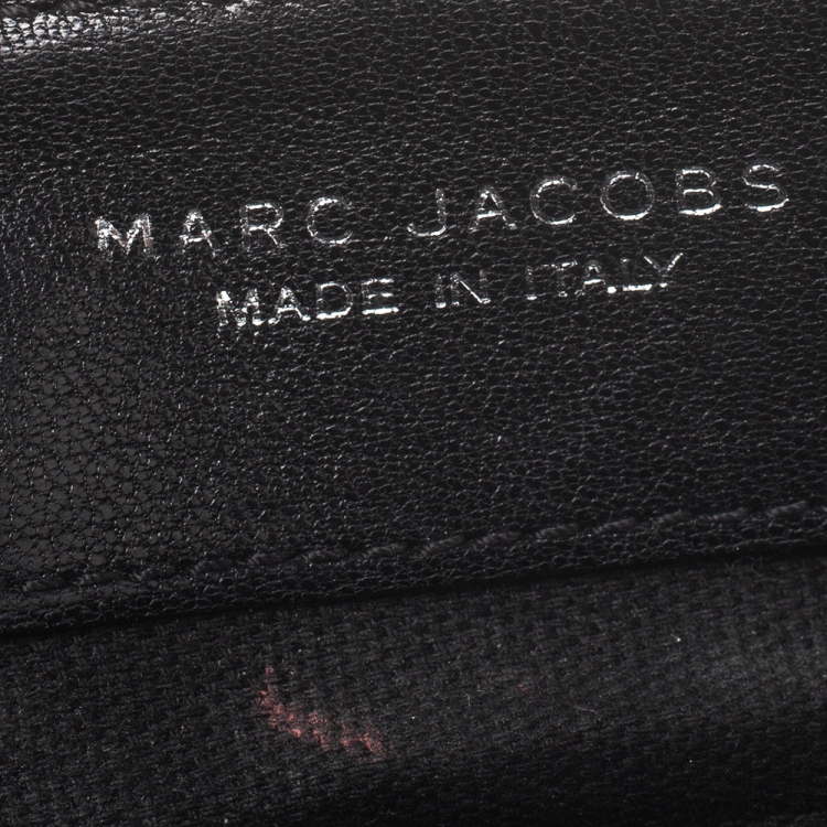 Pre Owned Marc Jacobs Black Quilted Leather Shoulder Bag