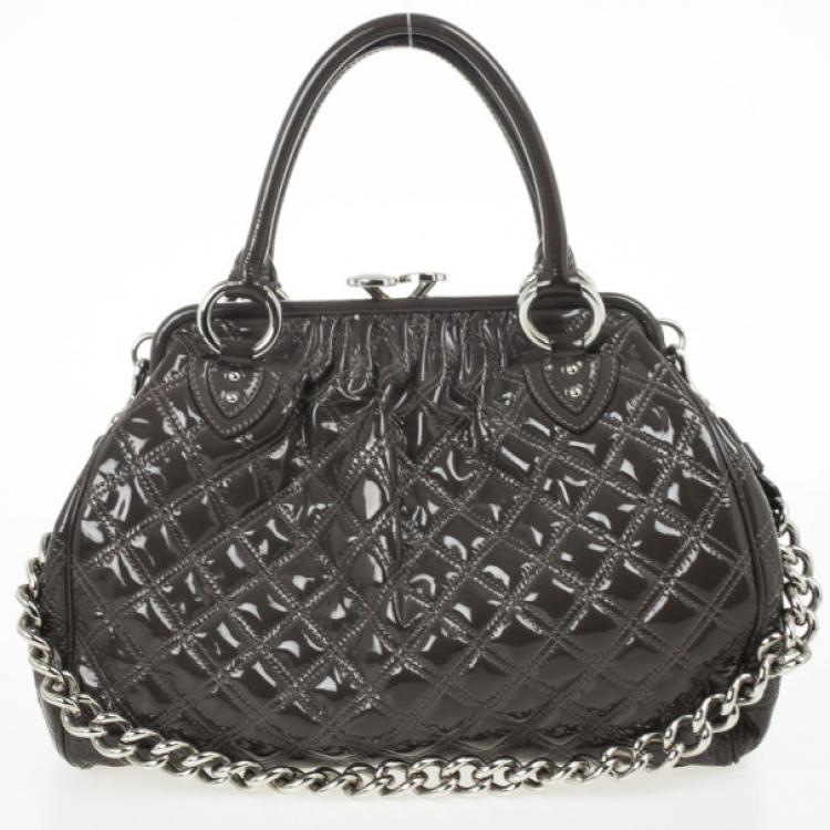مملوكة مسبقًا Marc Jacobs Grey Quilted Patent Stam Satchel