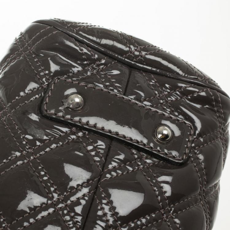 مملوكة مسبقًا Marc Jacobs Grey Quilted Patent Stam Satchel