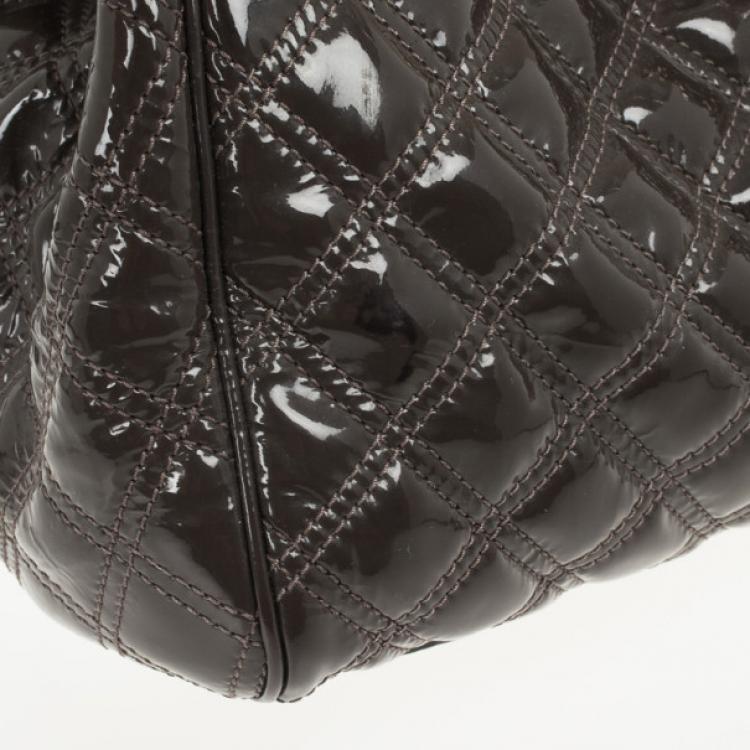 مملوكة مسبقًا Marc Jacobs Grey Quilted Patent Stam Satchel