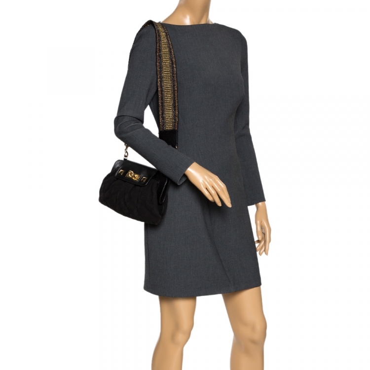 مملوكة مسبقًا Marc Jacobs Black Canvas and Leather Turnlock Shoulder Bag