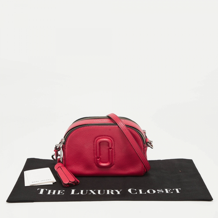 Pre Owned Marc Jacobs Coral Pink Leather Small Shutter Camera Crossbody Bag