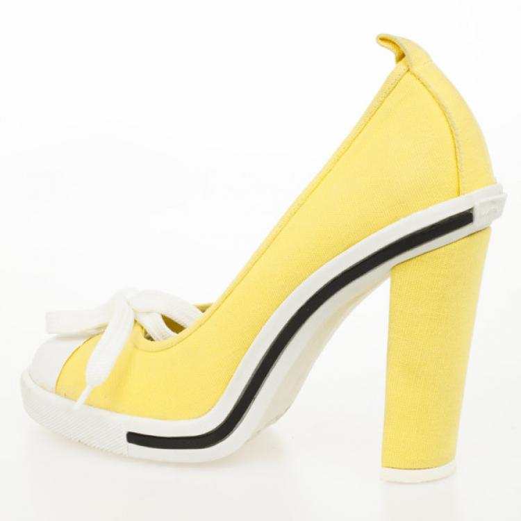 Pre Owned Marc Jacobs Yellow Cap Toe Bow Pumps Size 39.5