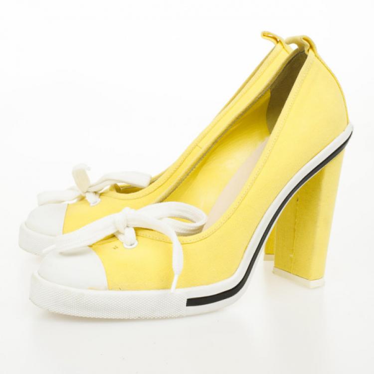 Pre Owned Marc Jacobs Yellow Cap Toe Bow Pumps Size 39.5