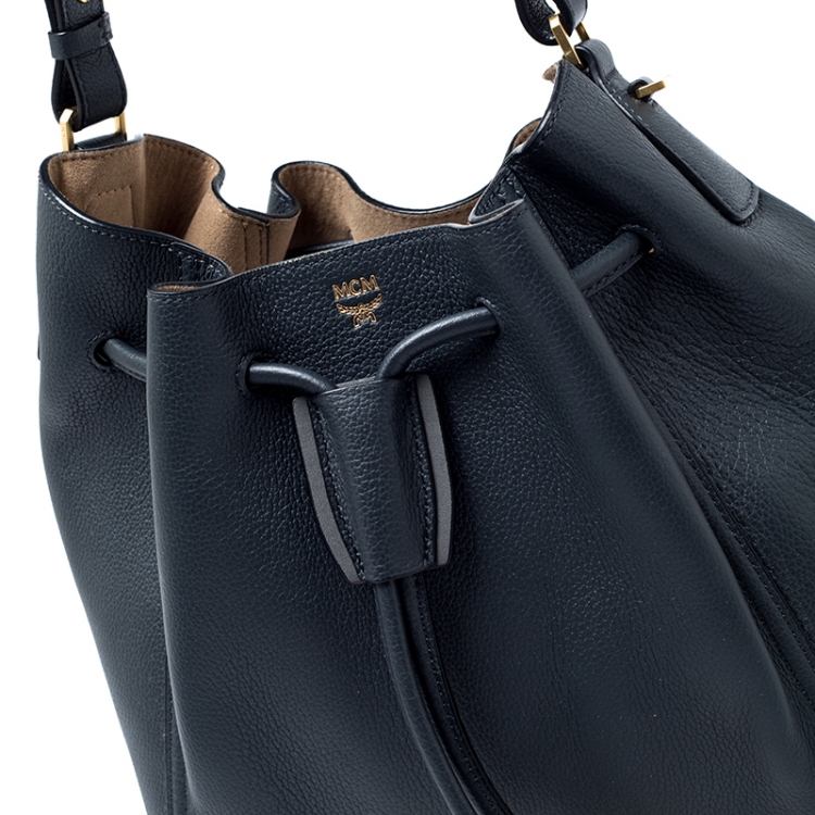 Pre Owned MCM Black Leather Milla Drawstring Shoulder Bag