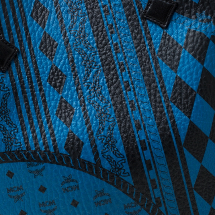 مملوكة مسبقًا MCM Blue/Black Visetos Baroque Print Kira North South Tote 