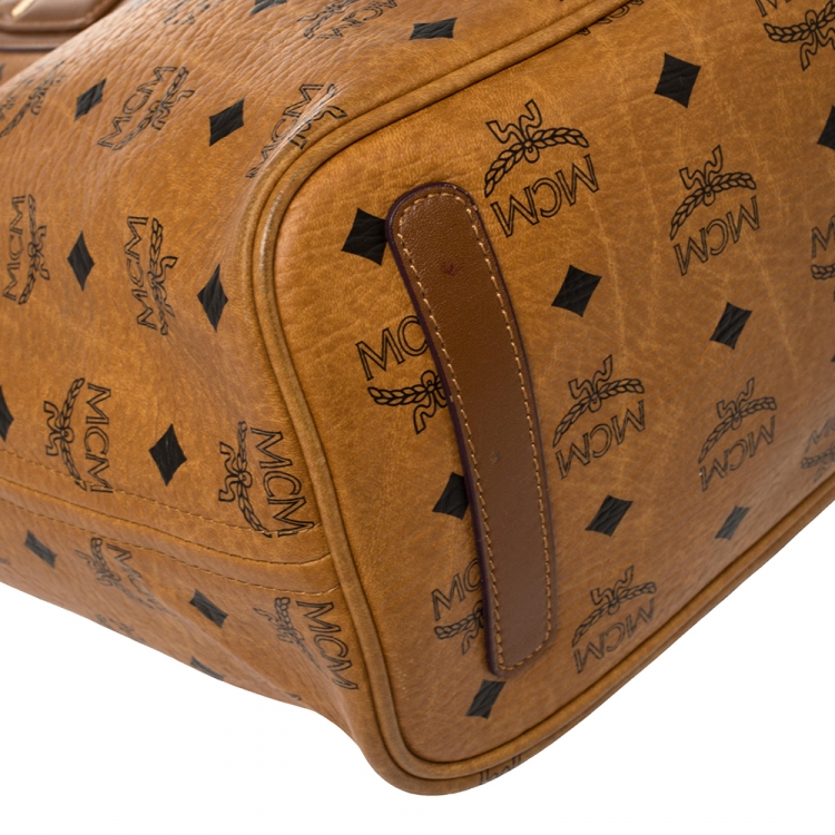 مملوكة مسبقًا MCM Tan Visetos Coated Canvas Liz Reversible Tote