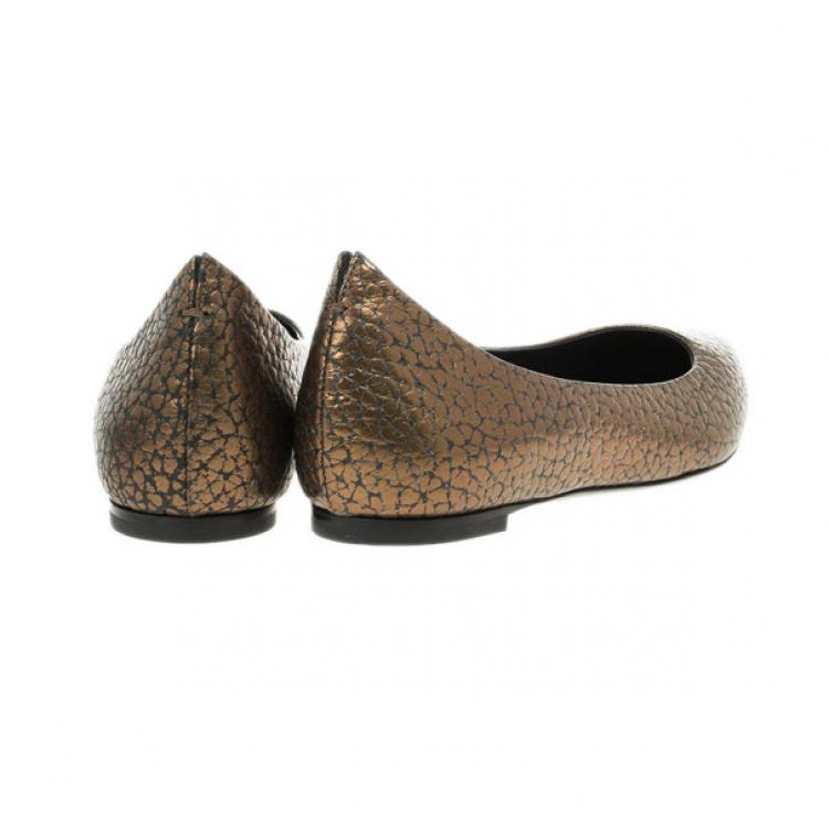مملوكة مسبقًا McQ by Alexander McQueen Bronze Embossed Ballet Flats Size 37