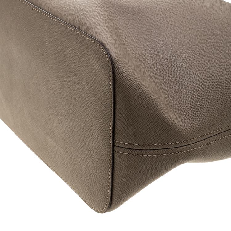 Pre Owned Michael Kors Khaki Leather Jet Set Tote