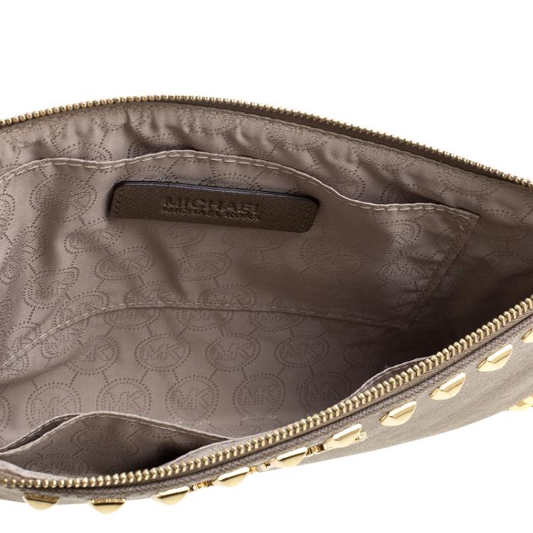 Pre Owned Michael Kors Beige Leather Studded Clutch