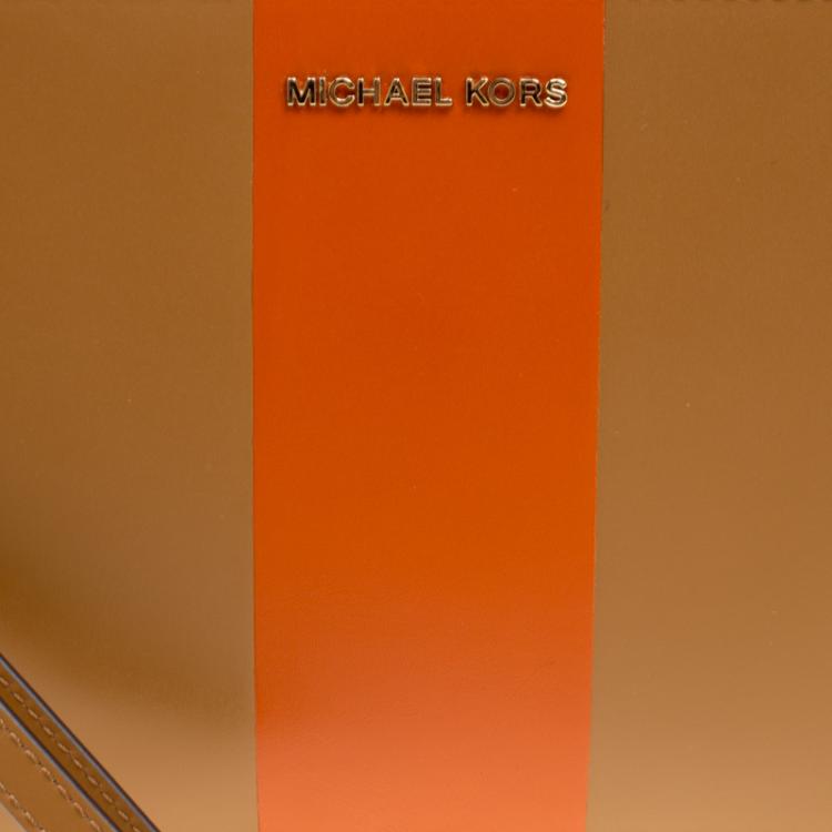 Pre Owned Michael Kors Tan/Orange Leather Large Center Stripe Daniela Wristlet