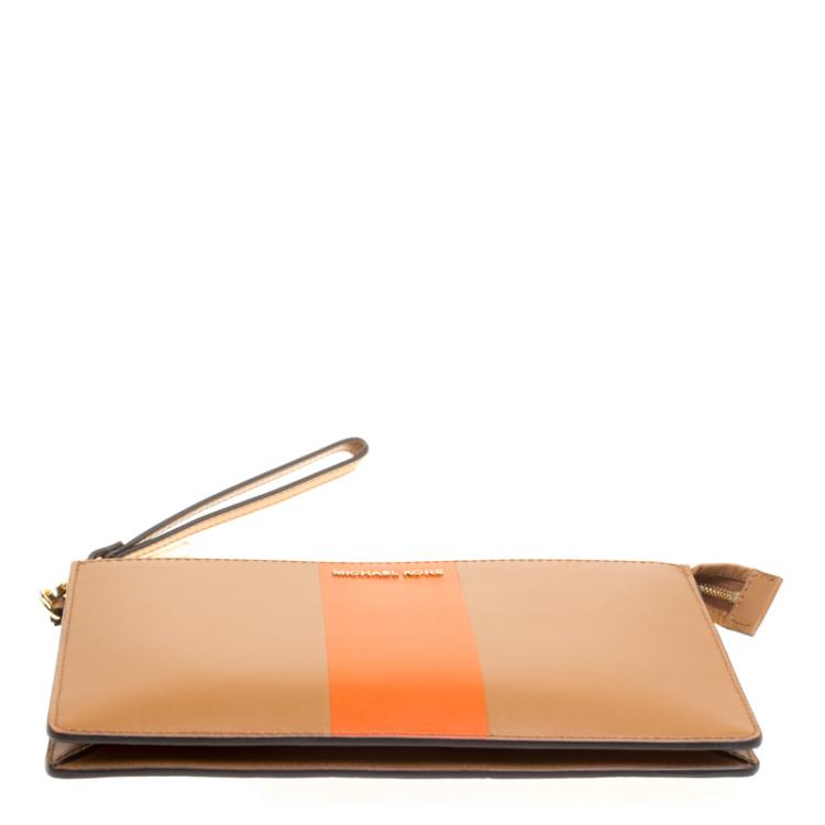Pre Owned Michael Kors Tan/Orange Leather Large Center Stripe Daniela Wristlet