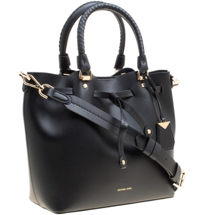 Pre Owned Michael Kors Black Leather Blakely Drawstring Bucket Bag