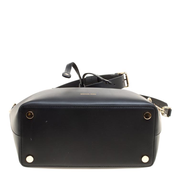 Pre Owned Michael Kors Black Leather Blakely Drawstring Bucket Bag