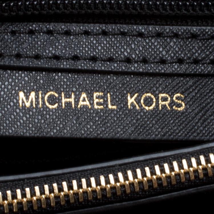 Pre Owned Michael Kors Black Leather Medium Cynthia Satchel