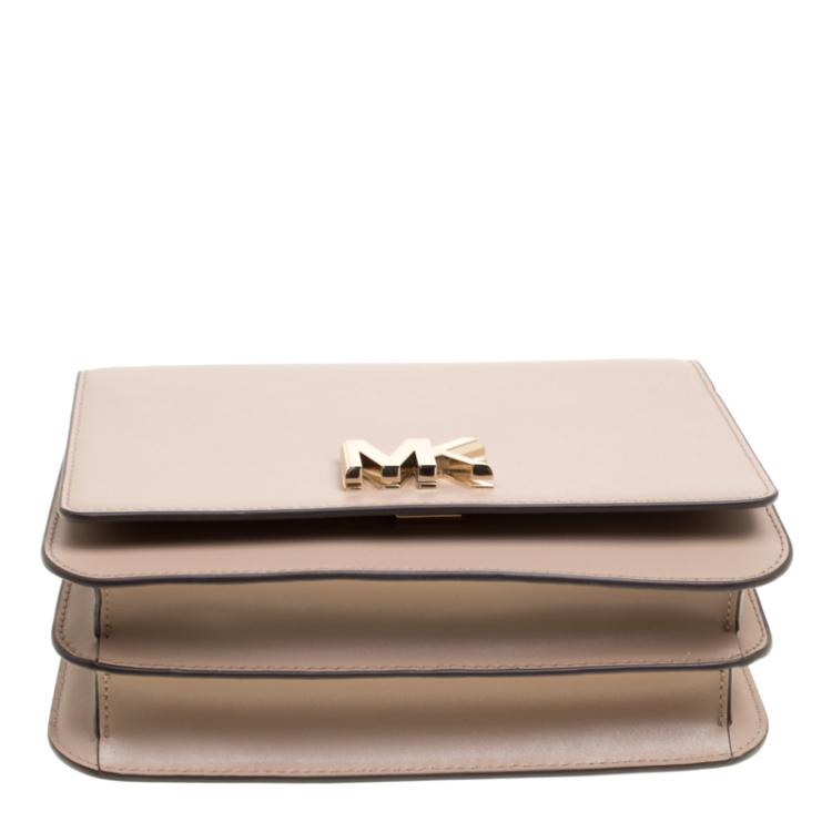 Pre Owned Michael Kors Beige Leather Large Mott Chain Swag Shoulder Bag