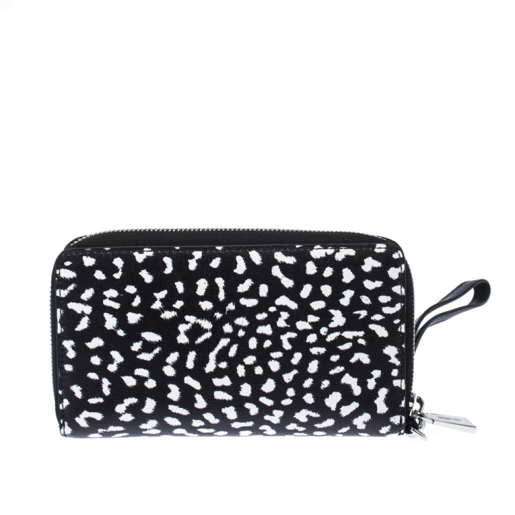 Pre Owned Michael Kors Leopard Print Leather Smartphone Wristlet